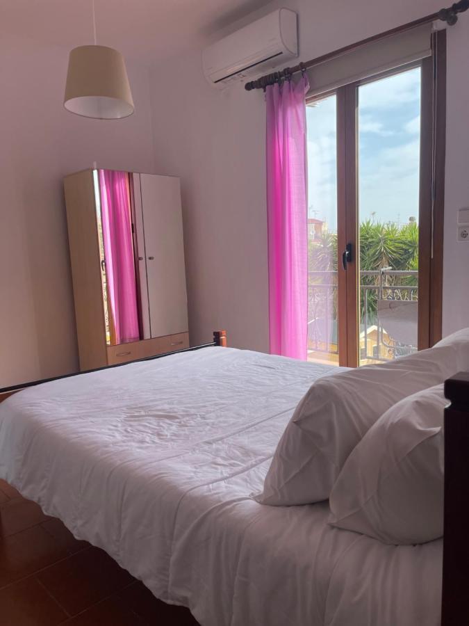 Kapodistriou Apartments Aegina ภายนอก รูปภาพ