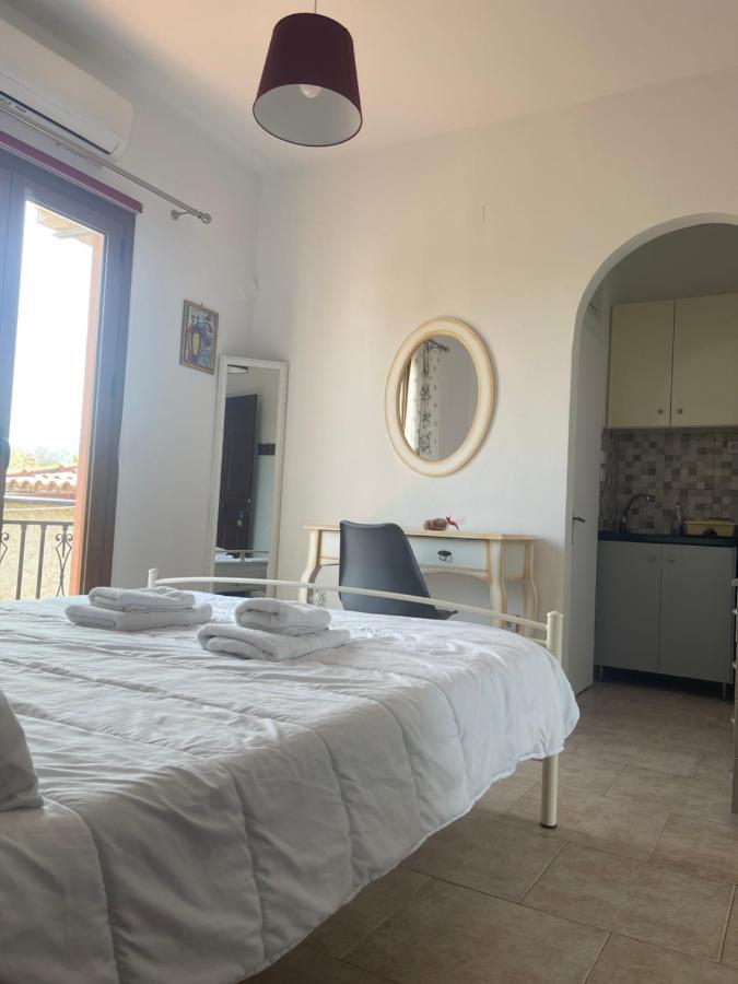 Kapodistriou Apartments Aegina ภายนอก รูปภาพ