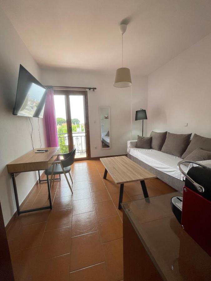 Kapodistriou Apartments Aegina ภายนอก รูปภาพ